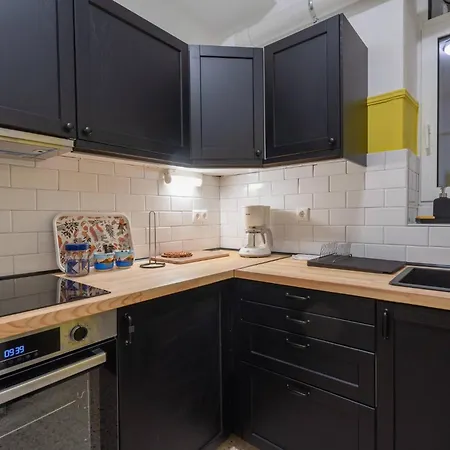 Vintage 1br In Exarchia Timeless * Atenas