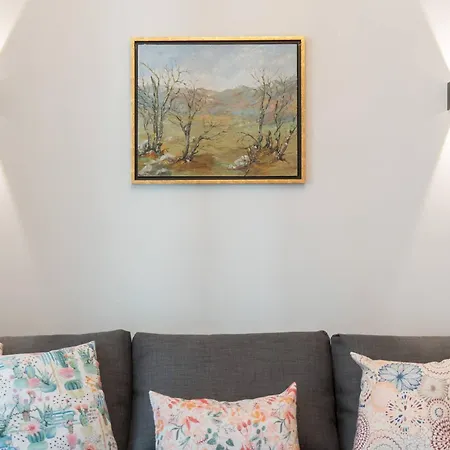 Vintage 1br In Exarchia Timeless Apartamento