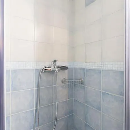 Apartamento Vintage 1br In Exarchia Timeless *