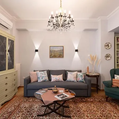 Vintage 1br In Exarchia Timeless * Atenas