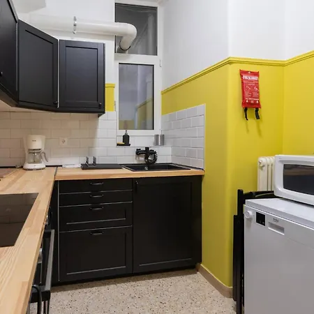 Vintage 1br In Exarchia Timeless * Atenas